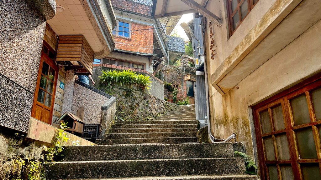 [Ceréna莫笑] fairyland.tw 台灣建築寫生 - 金瓜石祈堂老街山城手繪水彩原稿
